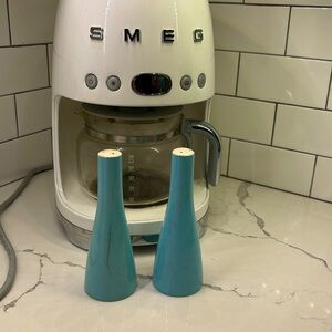 Mikasa Cerastone Vintage Blue Salt and Pepper Shakers